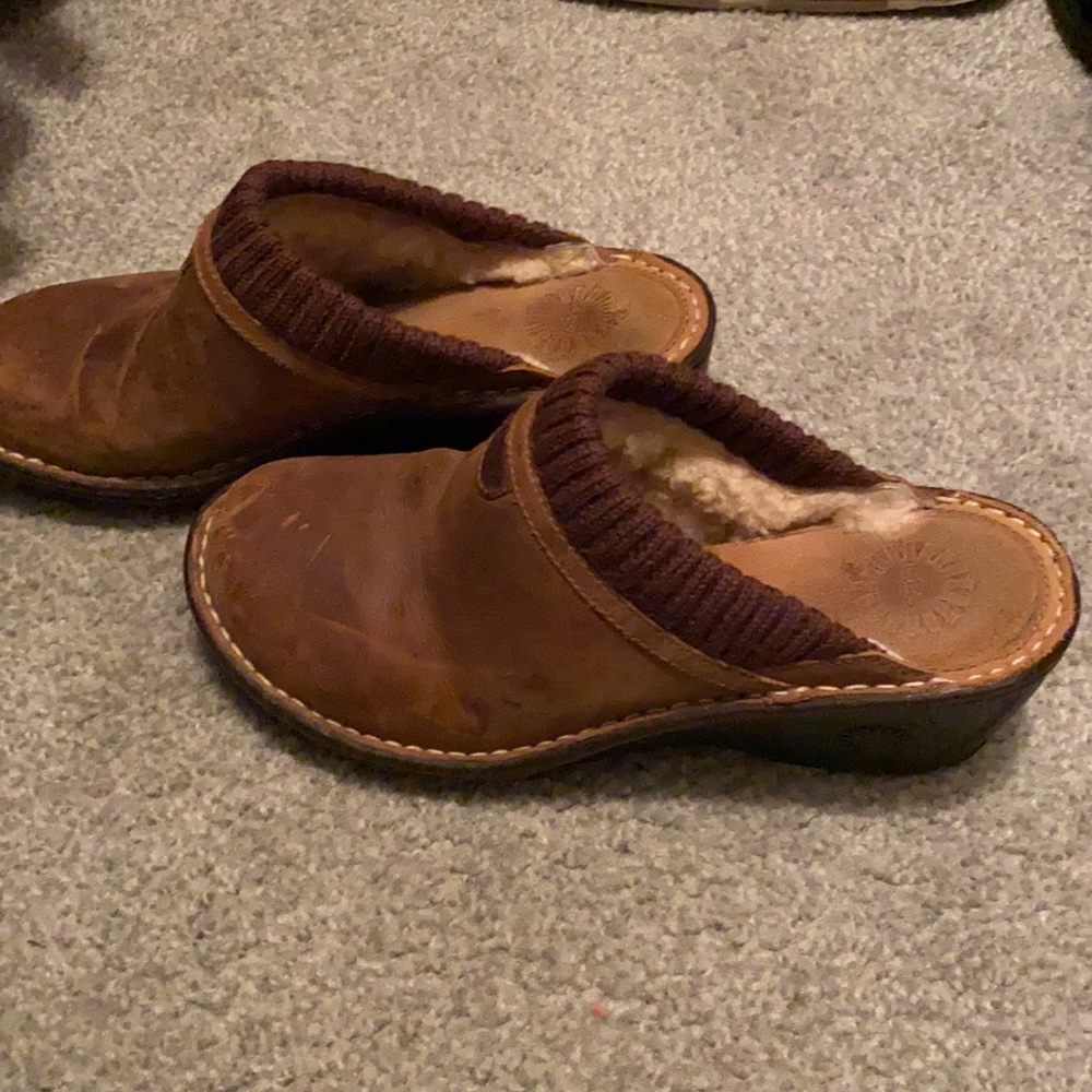 UGG Suede Mules - 10